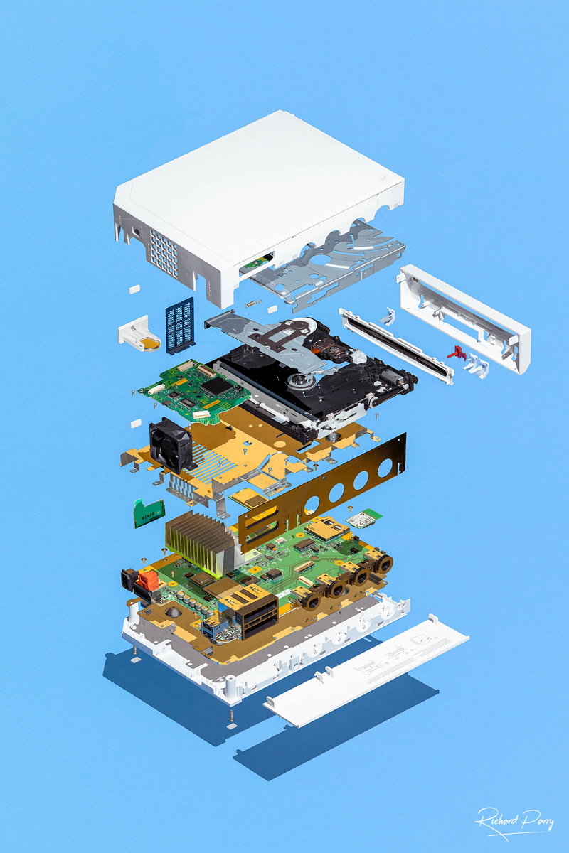 Illustration for article titled Photographer Captures The Hidden Beauty Inside Stripped Down Gaming Consoles